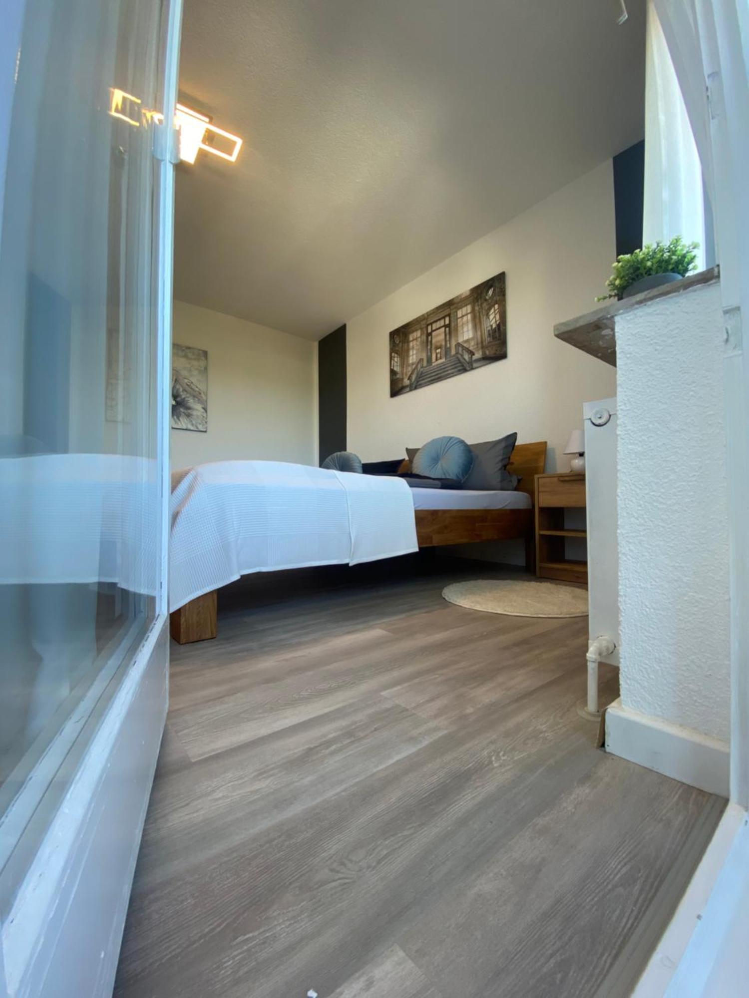 Apartment- Metzingen Μέτσινγκεν Εξωτερικό φωτογραφία
